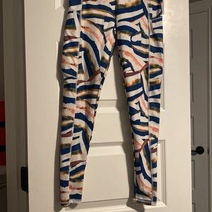 colorful leggings. small